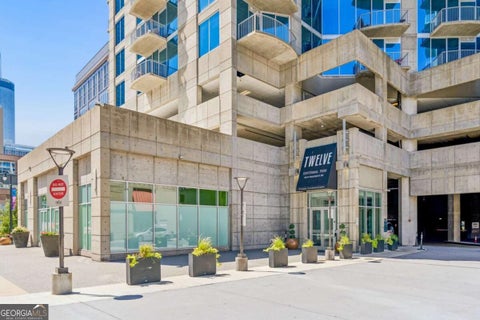 Photo of 400 W Peachtree Street NW #2712, Atlanta, GA 30308 (MLS # 10844184)