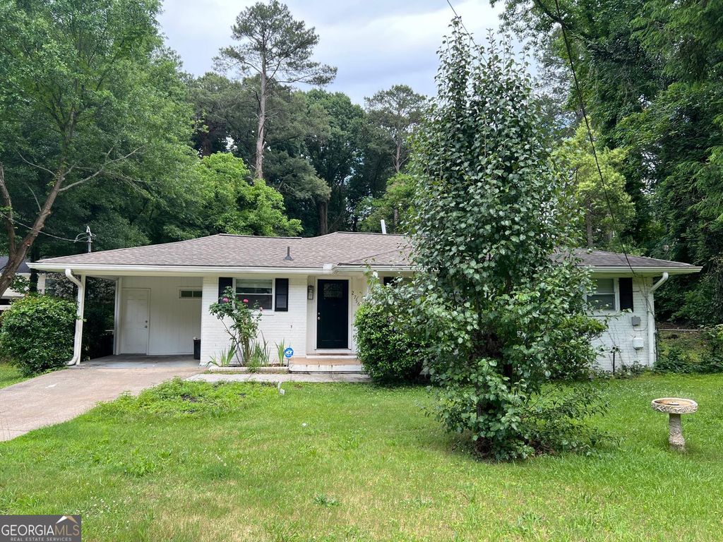 Photo of 2756 Plantation Drive, East Point, GA 30344 (MLS # 10774487)