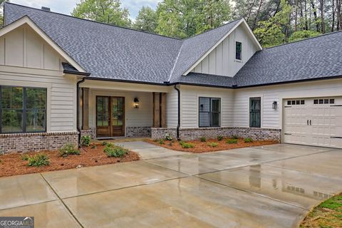 A home in Clarkesville