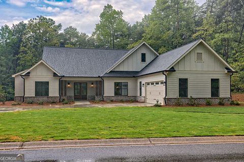 A home in Clarkesville