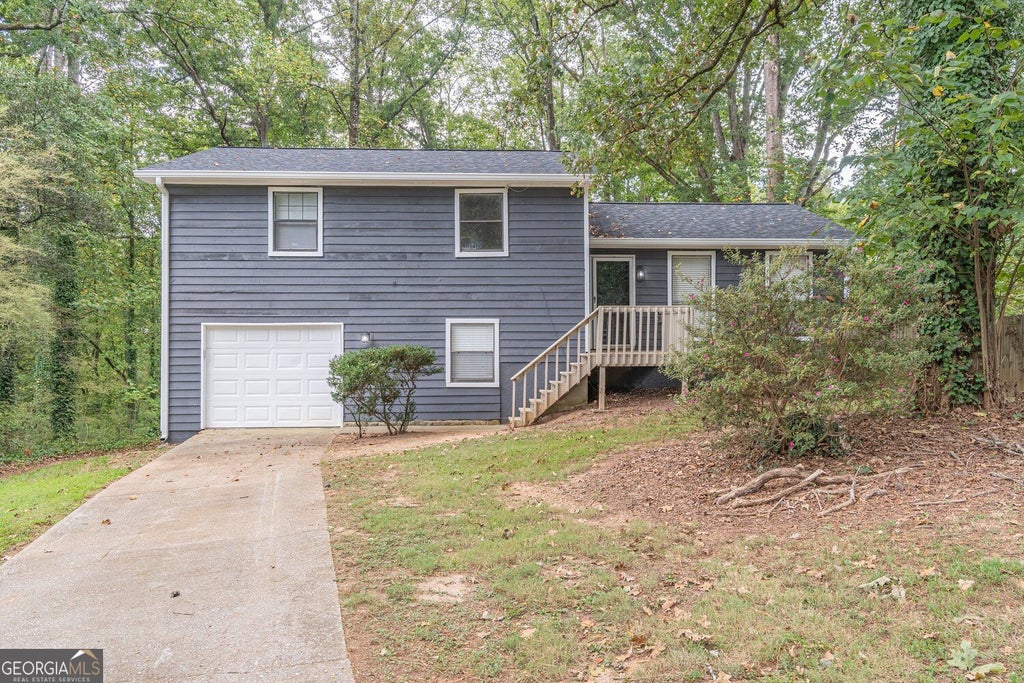 Photo of 4996 Wycliffe Drive, Stone Mountain, GA 30087 (MLS # 10873807)