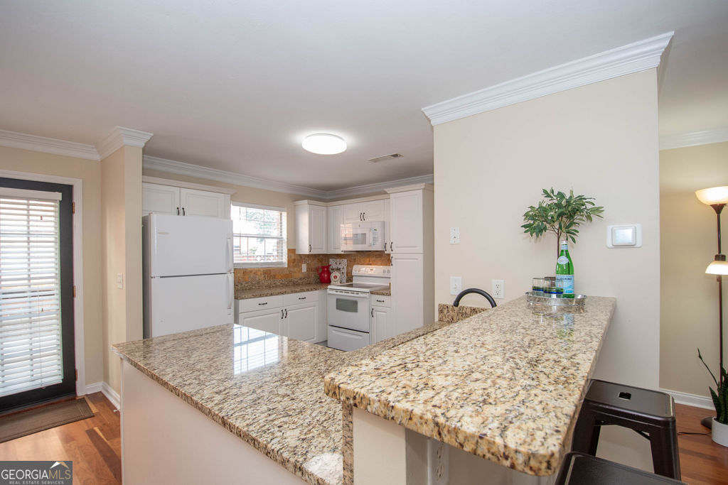 482 N Jeff Davis DR