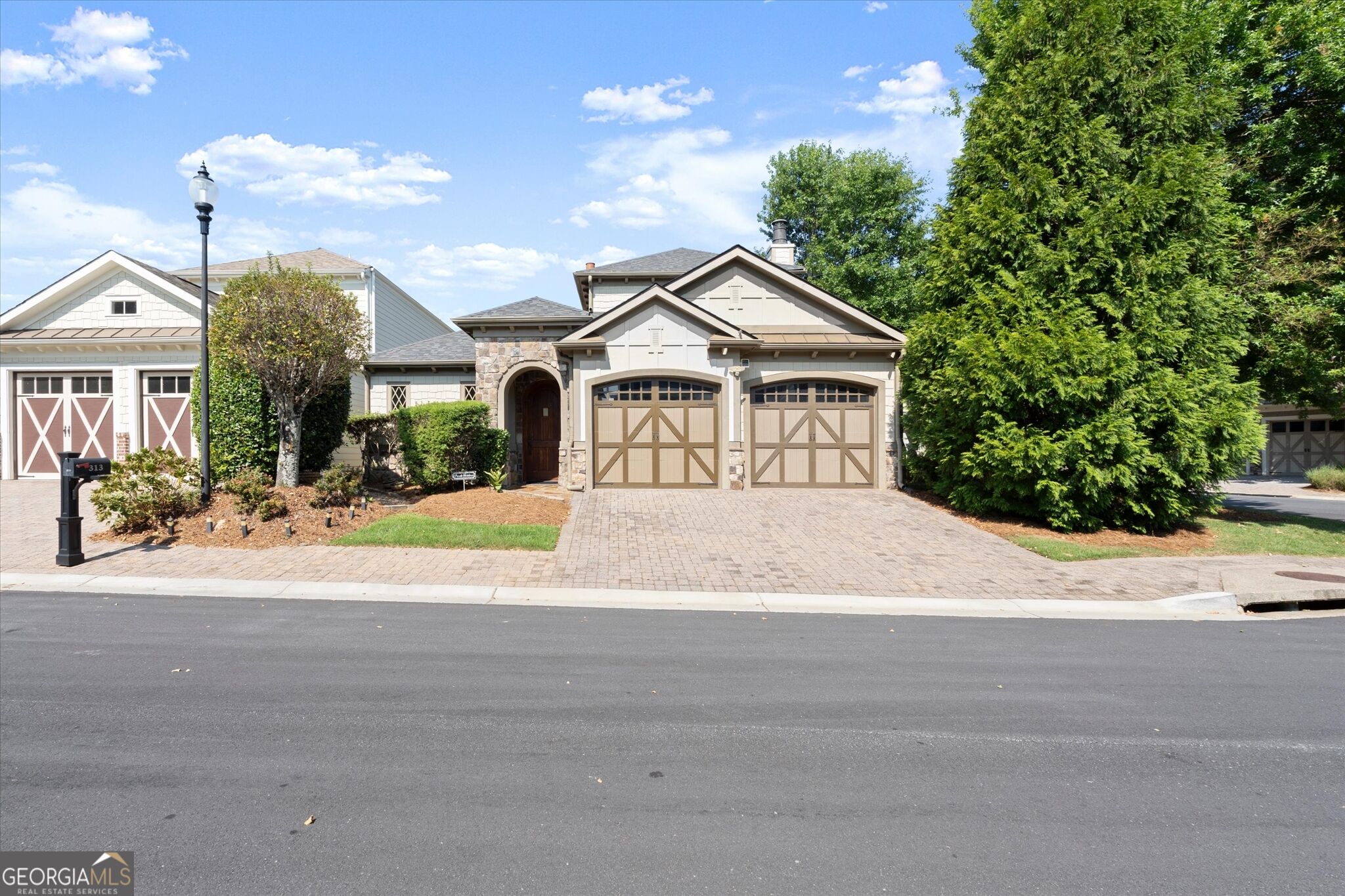 313 Gray Shingle LN