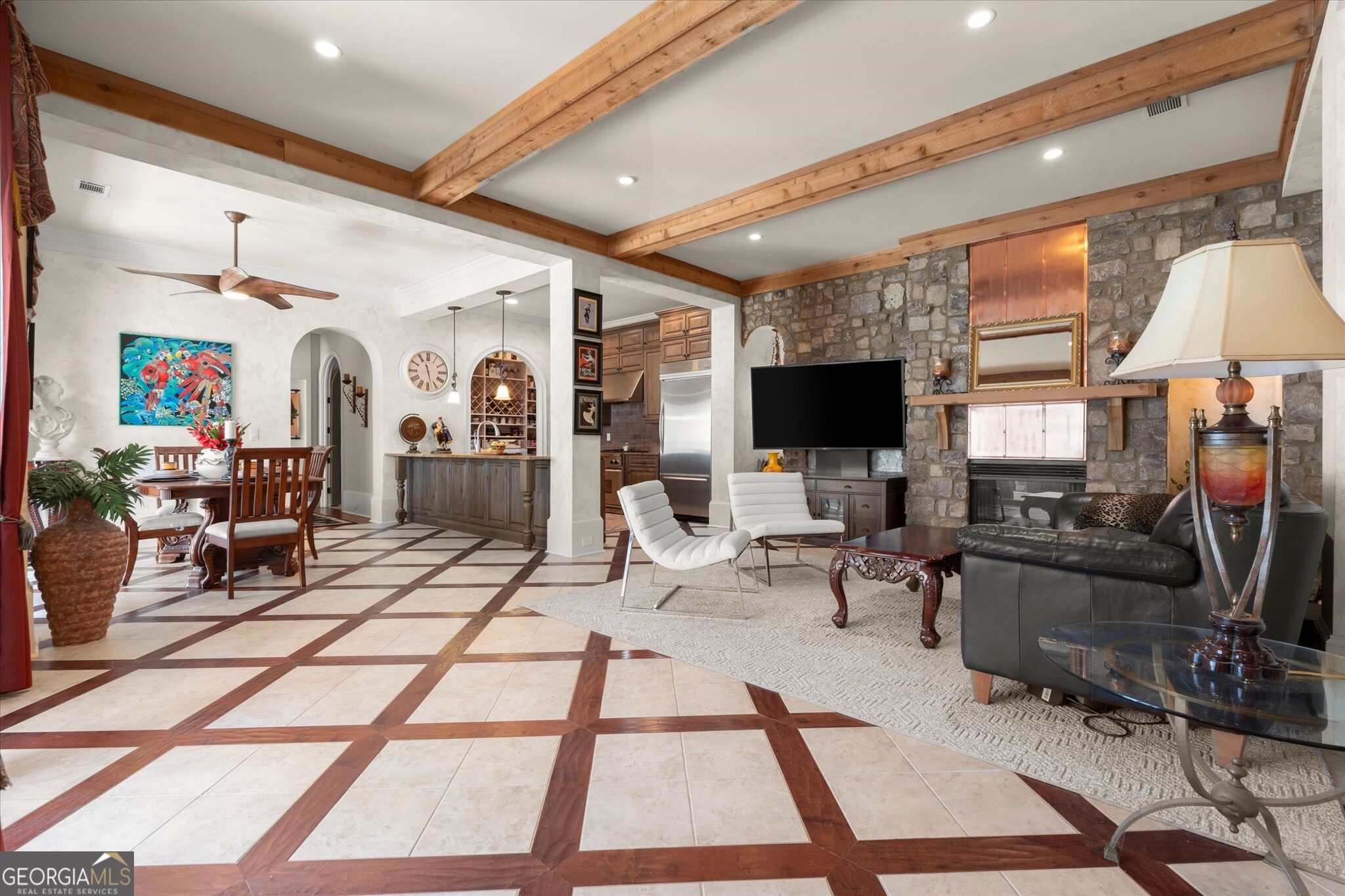 313 Gray Shingle LN