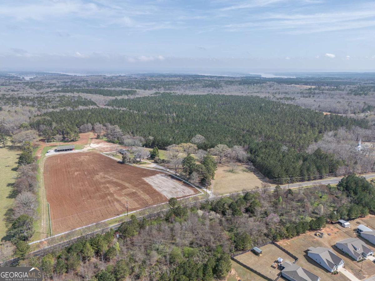 284 New Phoenix RD
