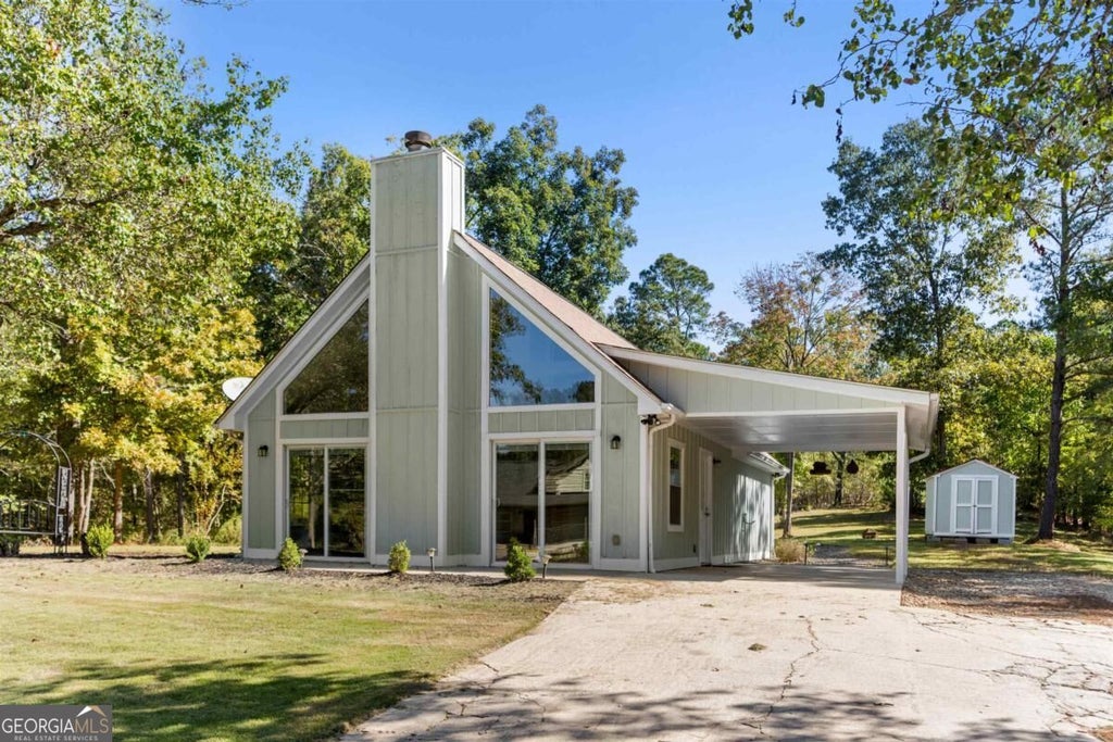 Photo of 1490 Pullman Lane, Greensboro, GA 30642 (MLS # 10880612)