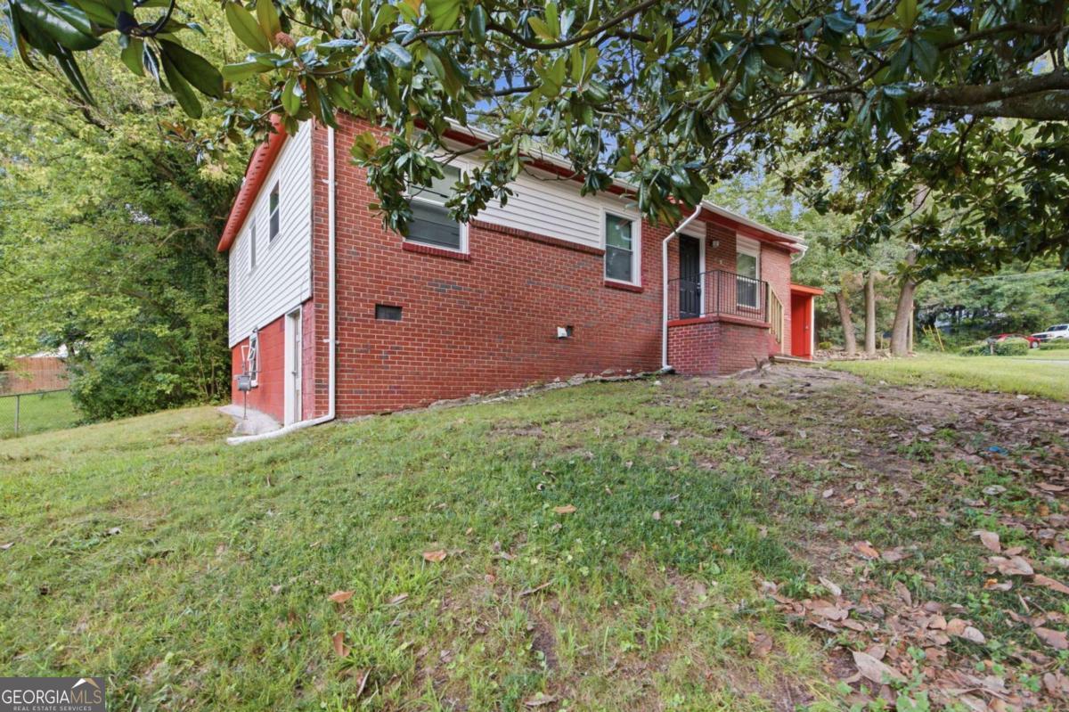 3754 Clovis CT NW