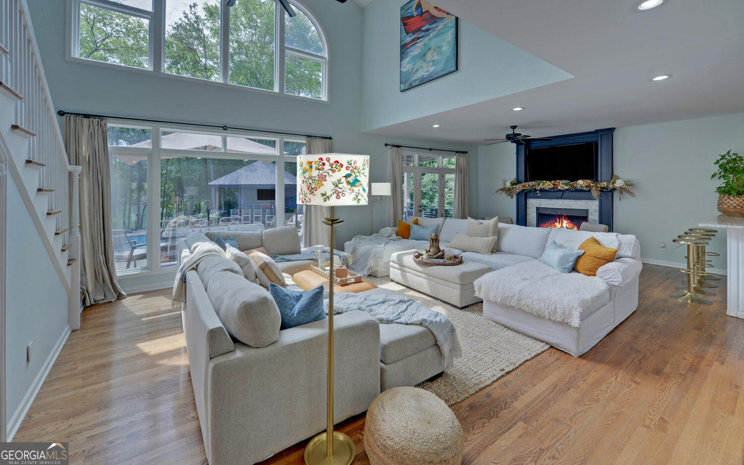 102 Northlake DR