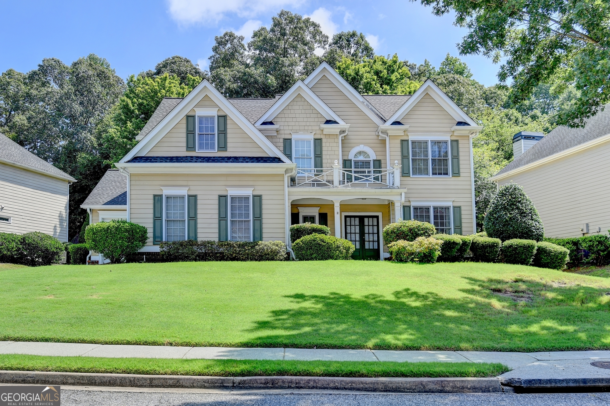 2811 Hillgrove DR