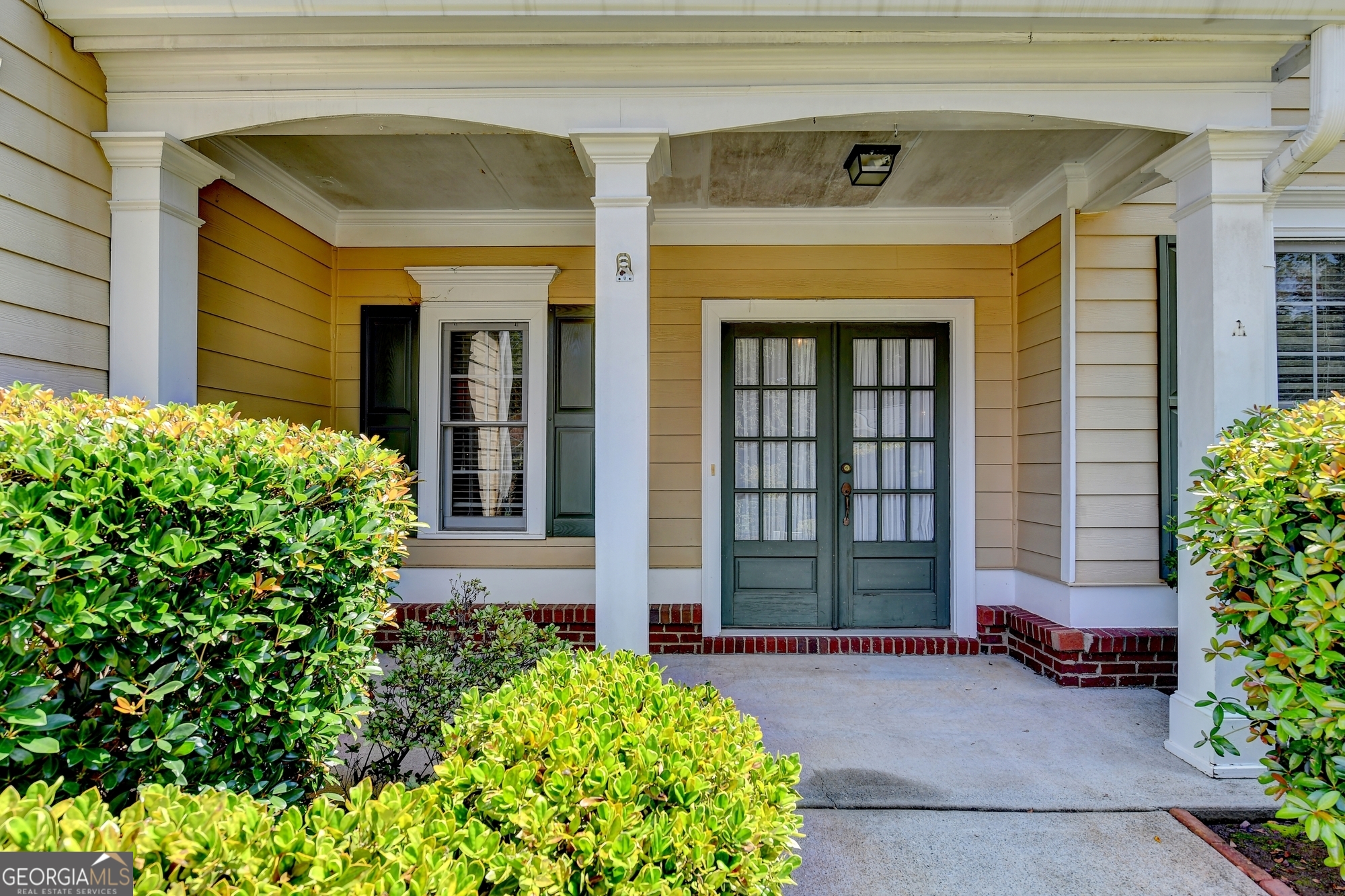 2811 Hillgrove DR