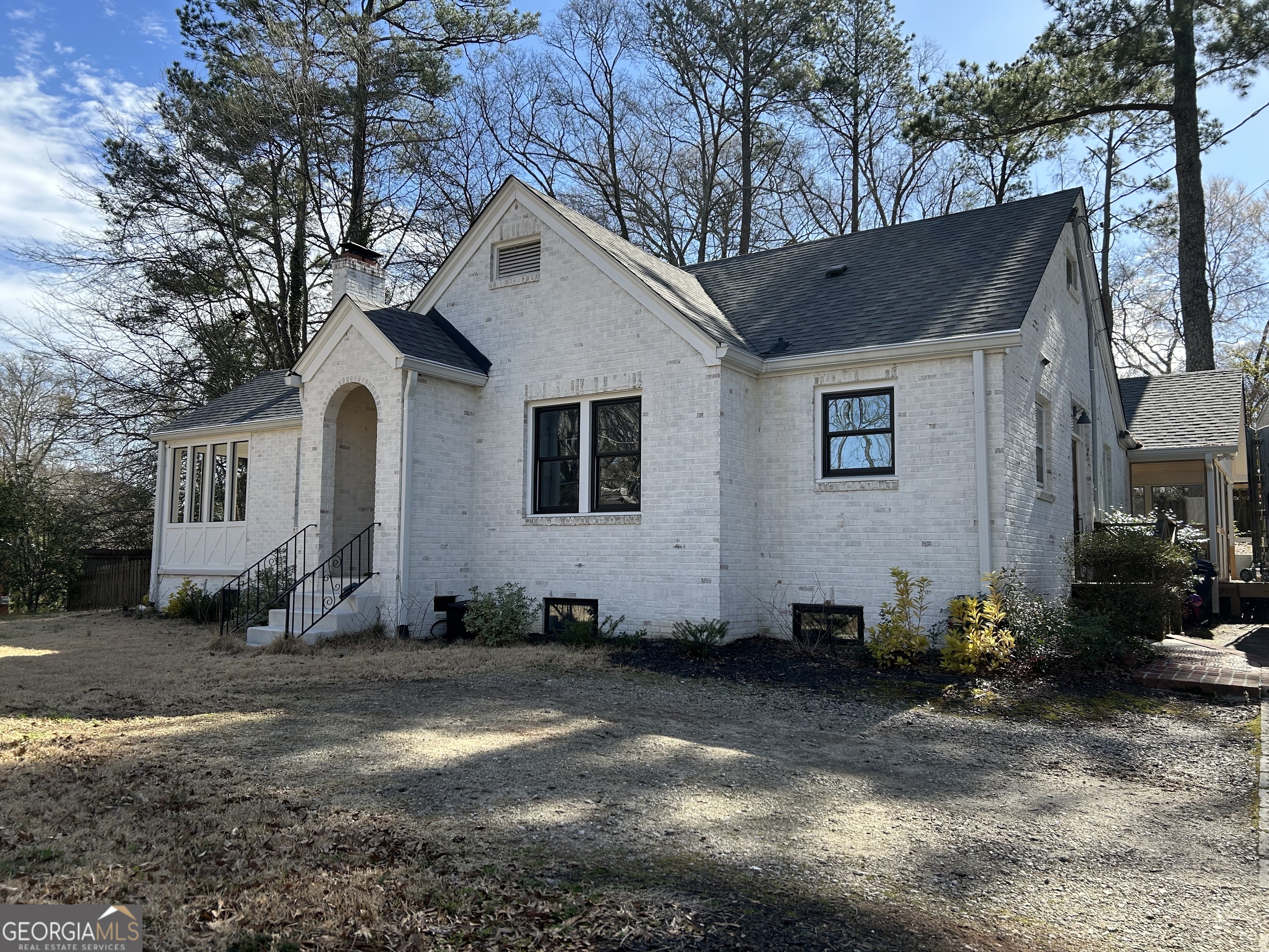 525 King AVE