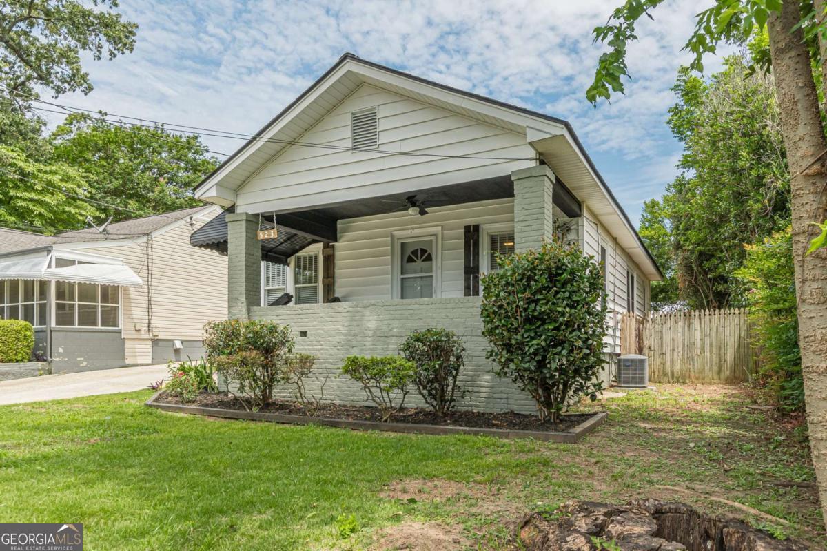 523 North AVE