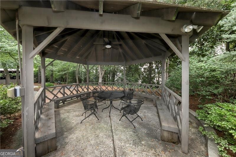 The Habersham Estate - Residential