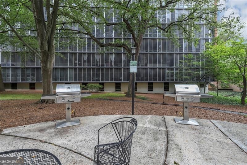 The Habersham Estate - Residential