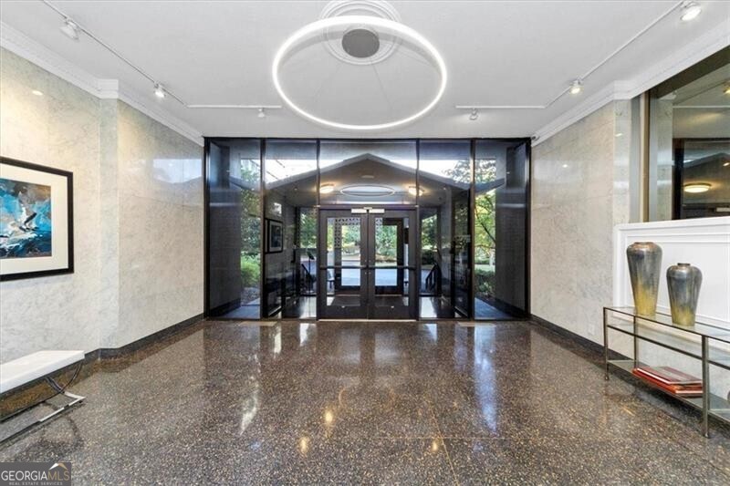 The Habersham Estate - Residential