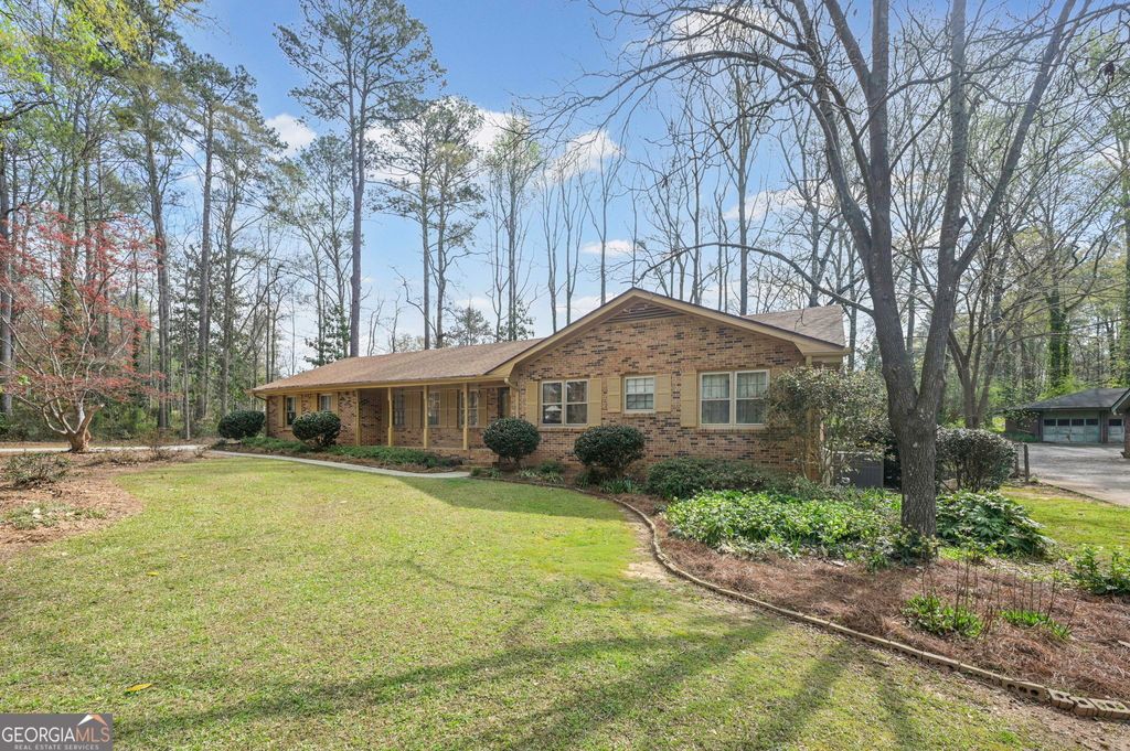 Photo of 8918 Thornton Boulevard, Jonesboro, GA 30236 (MLS # 10717772)