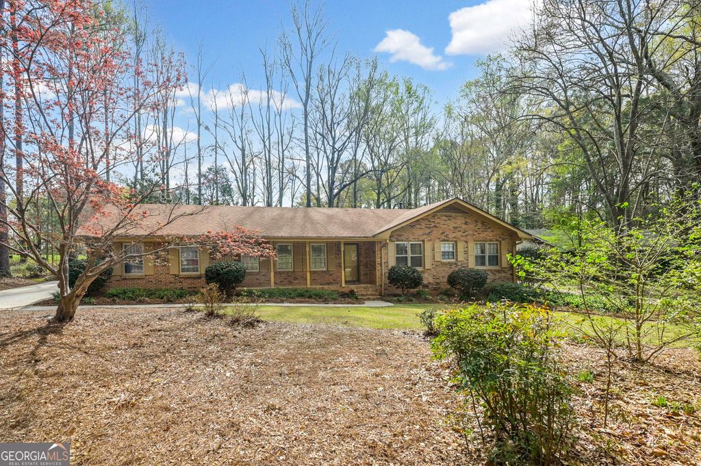 Photo of 8918 Thornton Boulevard, Jonesboro, GA 30236 (MLS # 10717772)