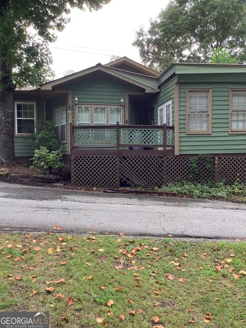 15 Rocky LN Cleveland GA 30528