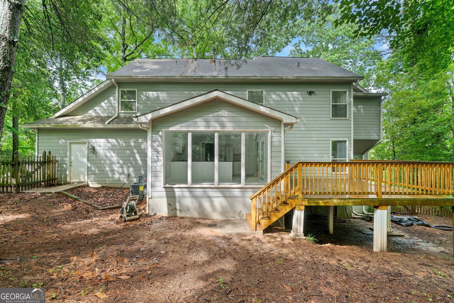 RIVER RIDGE - Residential