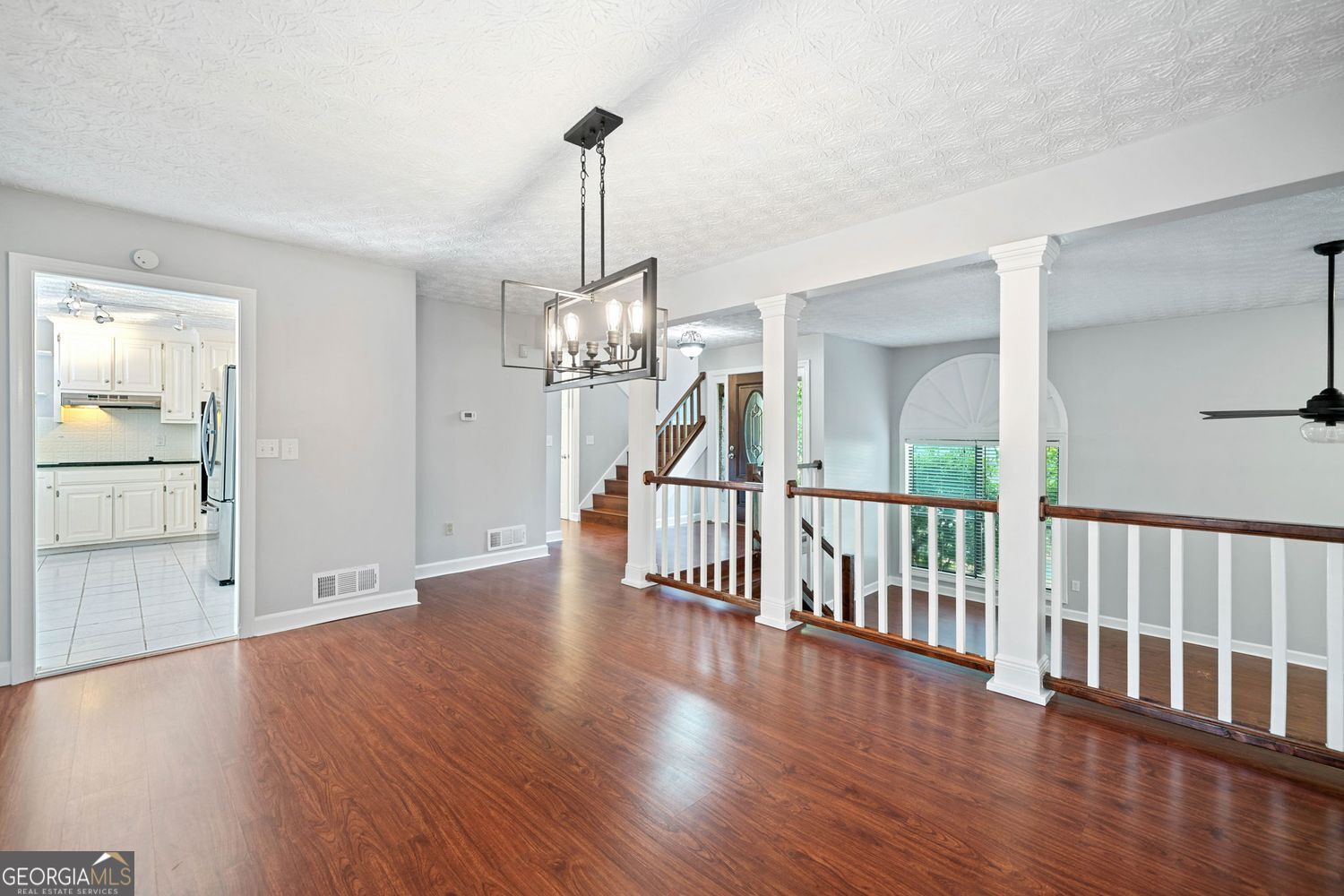 RIVER RIDGE - Residential