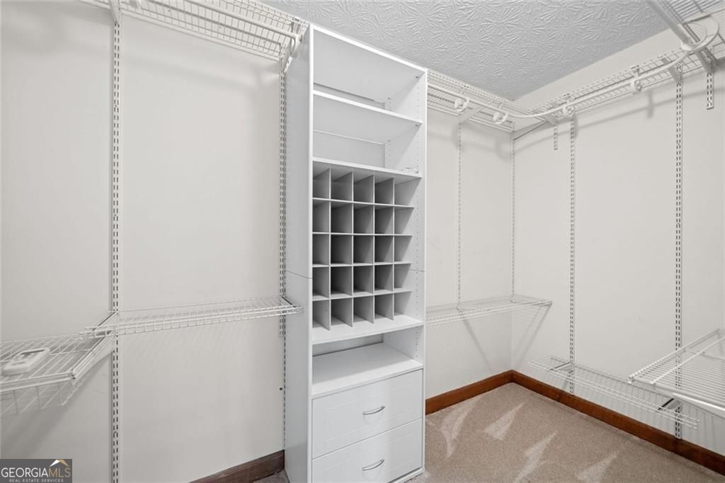 RIVER RIDGE - Residential