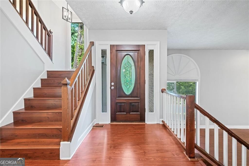 RIVER RIDGE - Residential