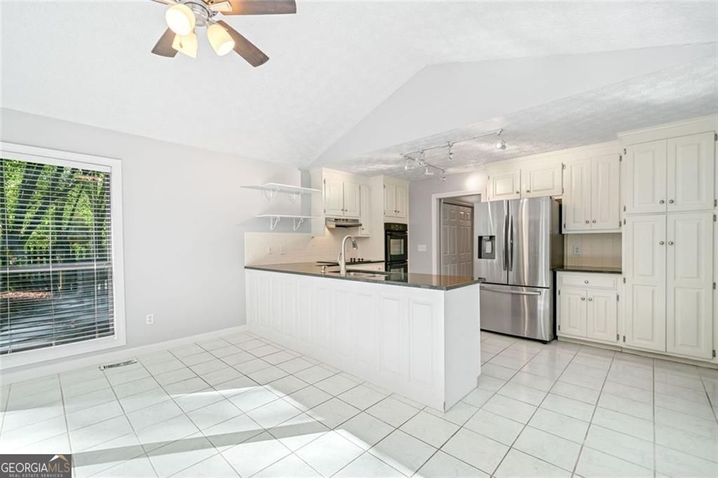 RIVER RIDGE - Residential