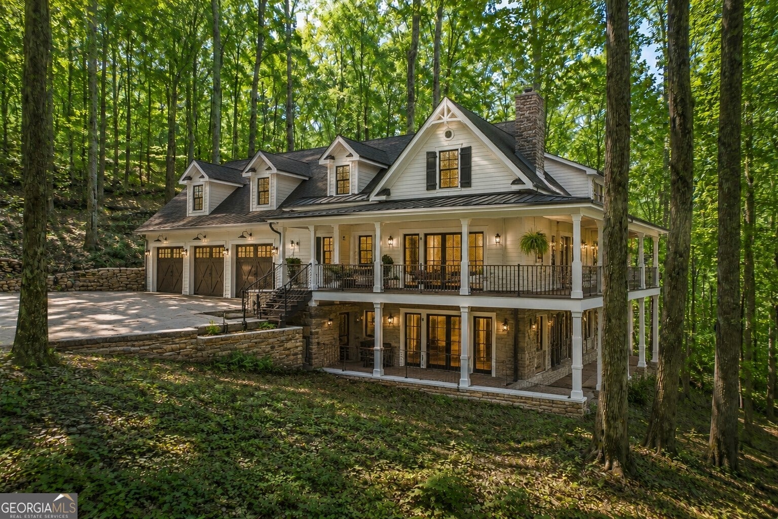 1981 Mountain DR