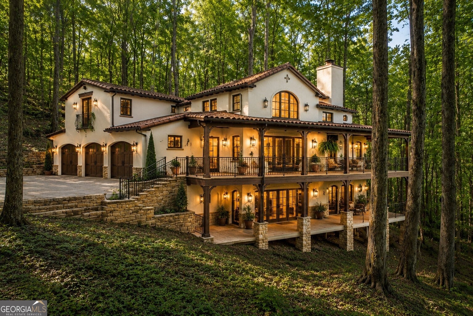 1981 Mountain DR