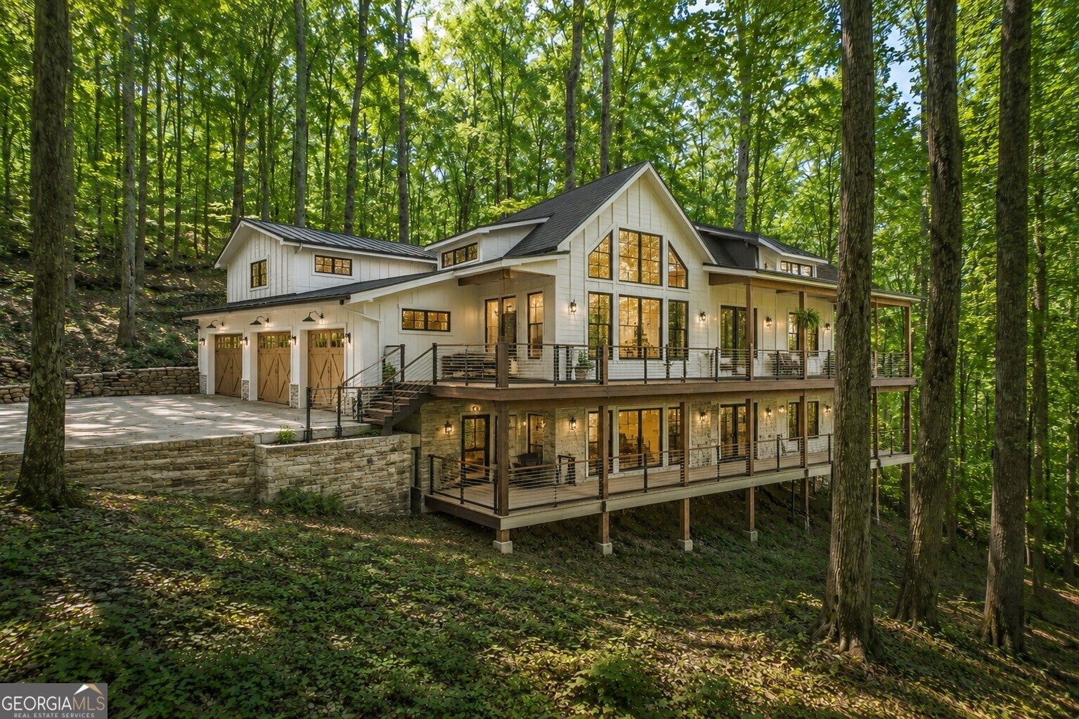 1981 Mountain DR