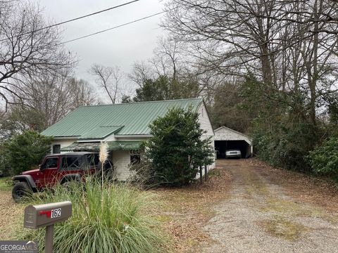 162 N Harkness ST Jackson GA 30233