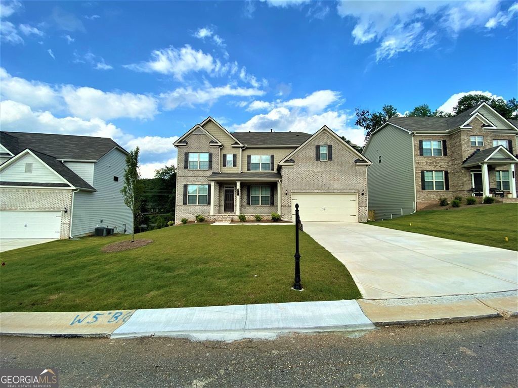 Photo of 5595 Mirror Lake Drive, Cumming, GA 30028 (MLS # 10728111)