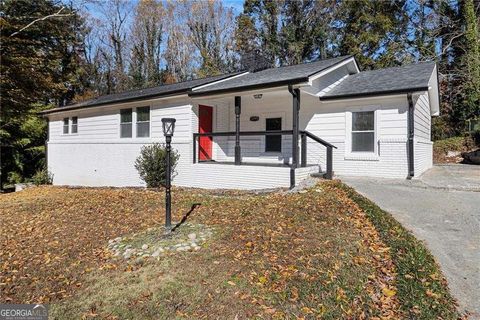 3795 King Edward TRL SW Atlanta GA 30331