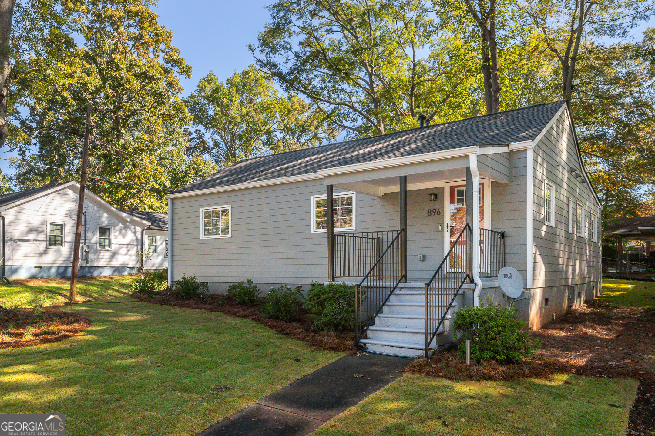 Atlanta, Georgia 30310, United States, 3 Bedrooms Bedrooms, ,2 BathroomsBathrooms,Residential,Active,37324