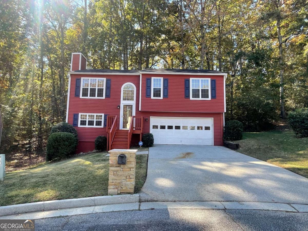 Photo 1 of 22 — 3015 Cascade Manor DR, Decatur, GA 30034