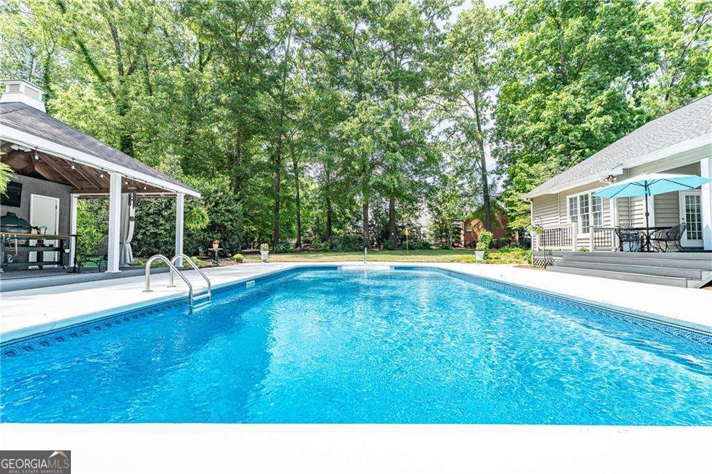 426 Fields Ferry DR NE