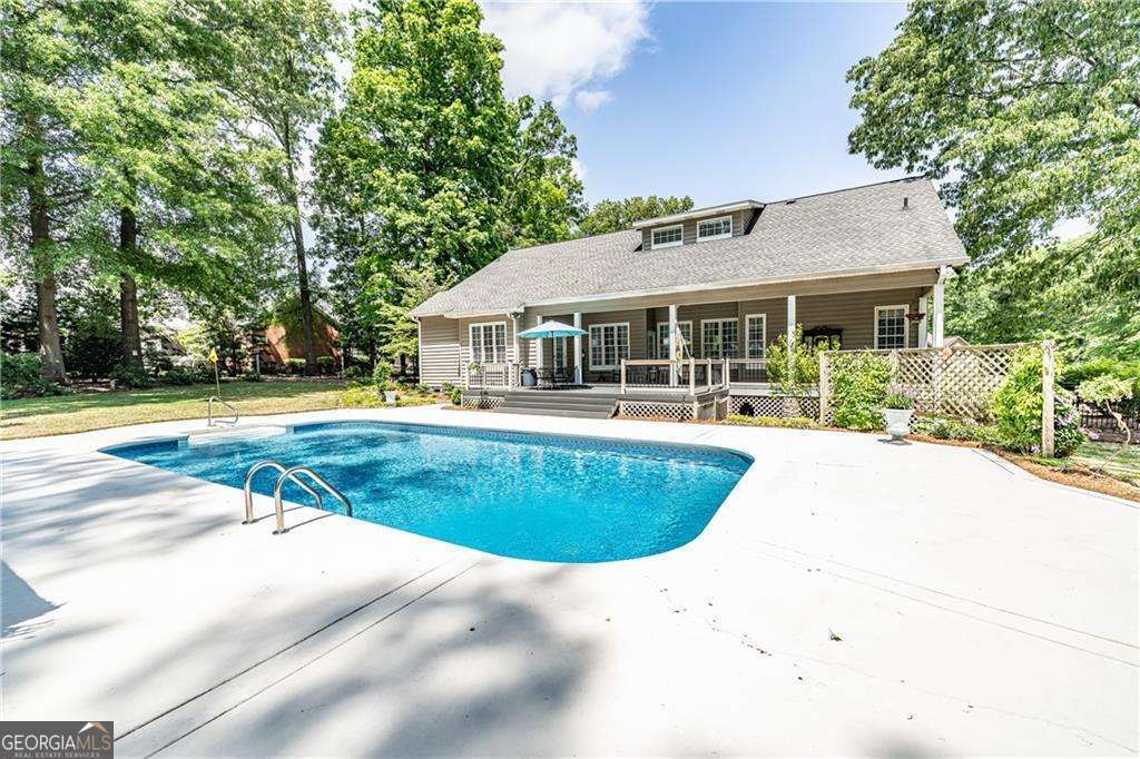 426 Fields Ferry DR NE