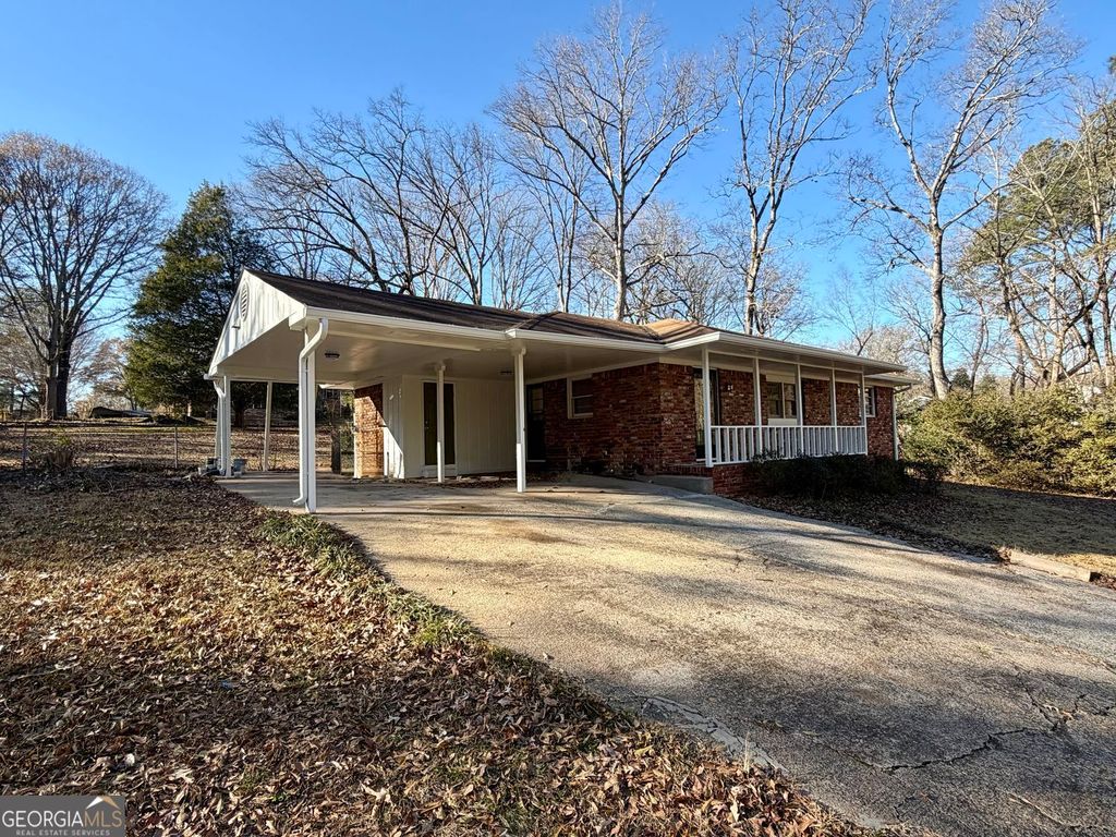 Photo of 1648 Hammond Woods Circle SW, Marietta, GA 30008 (MLS # 10692547)