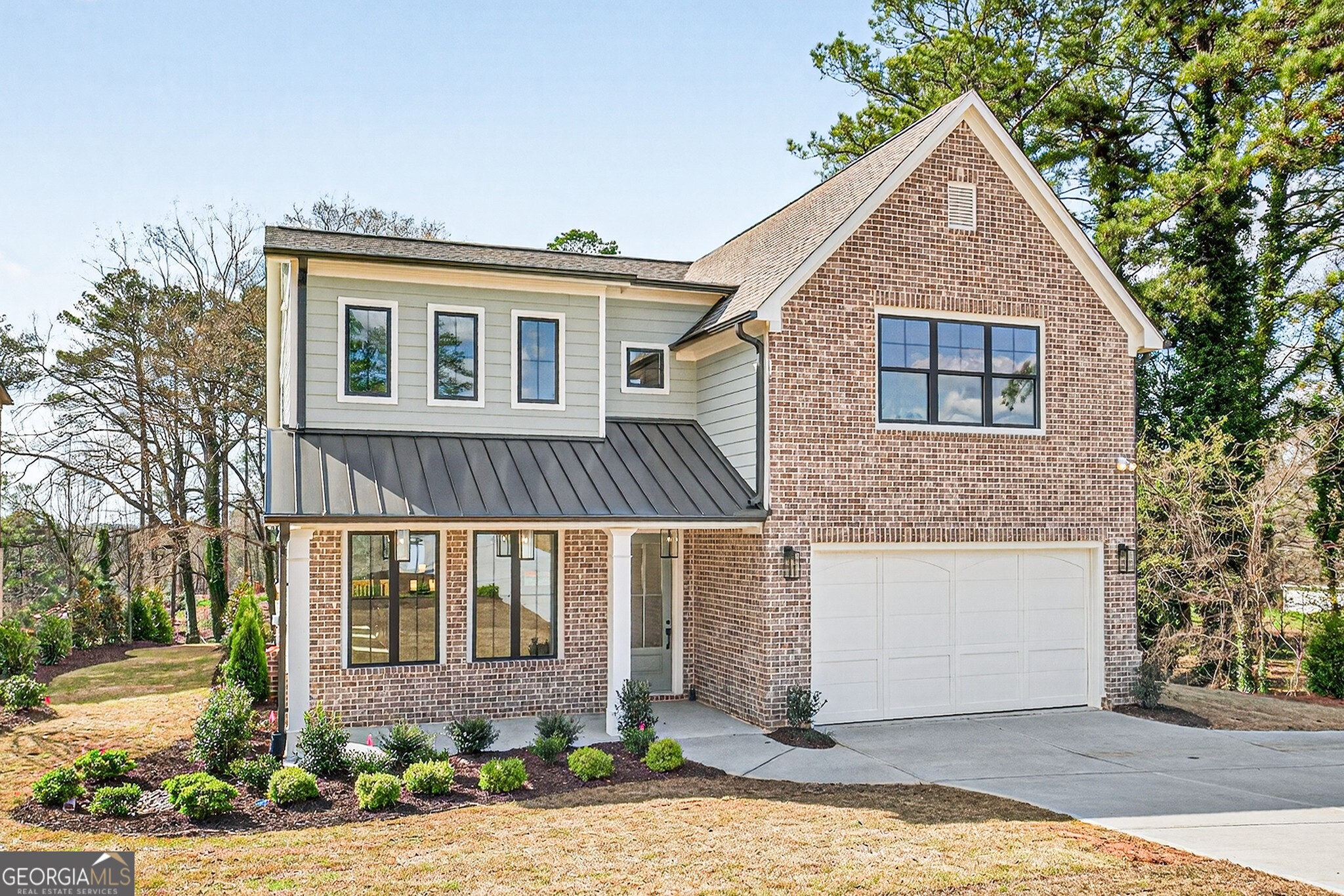 3275 Hilltop CIR