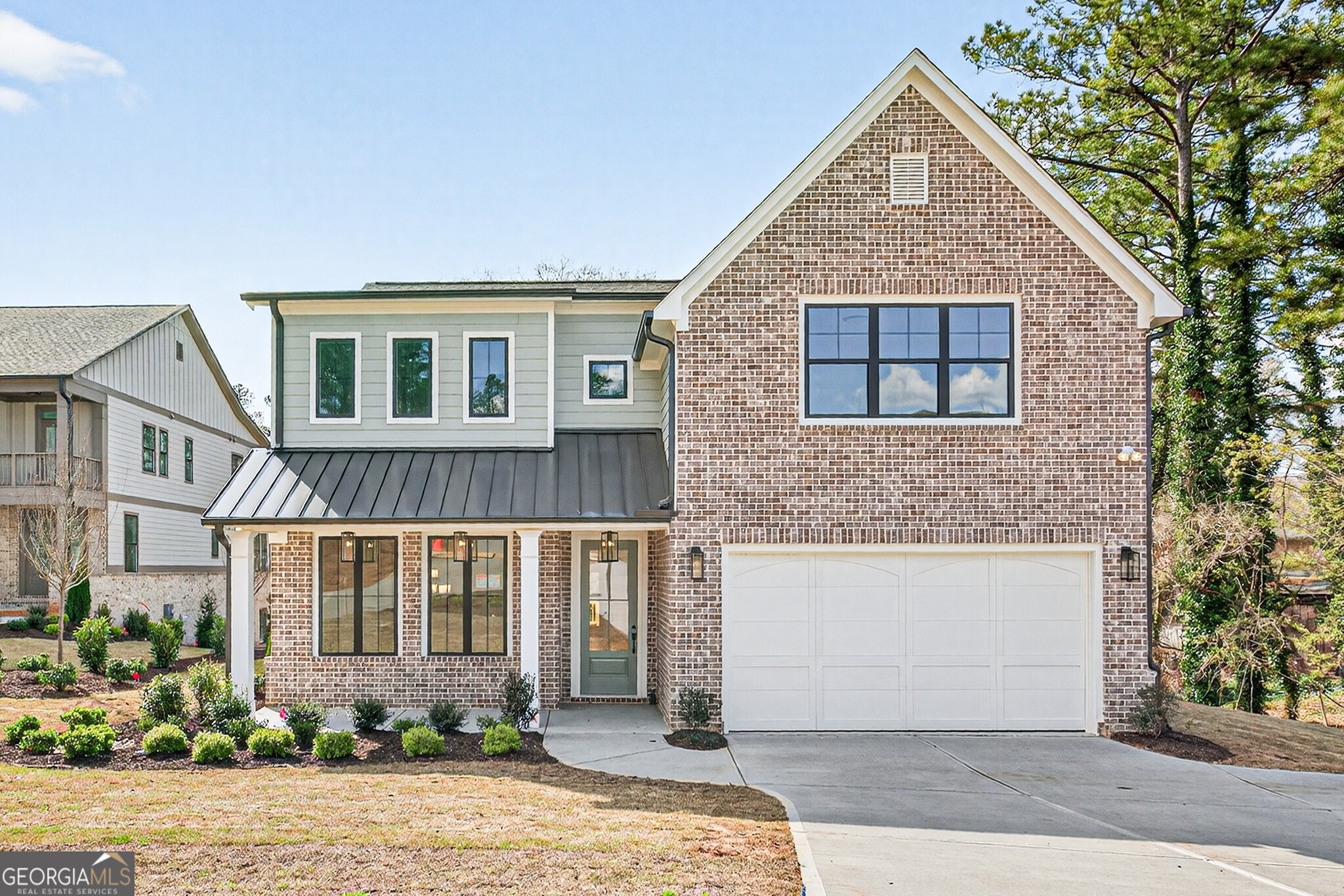 3275 Hilltop CIR
