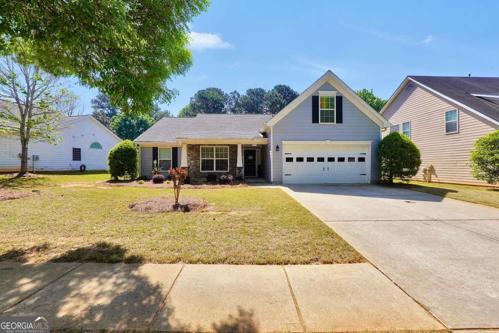 Photo of 164 Lantana Drive, Locust Grove, GA 30248 (MLS # 10736581)