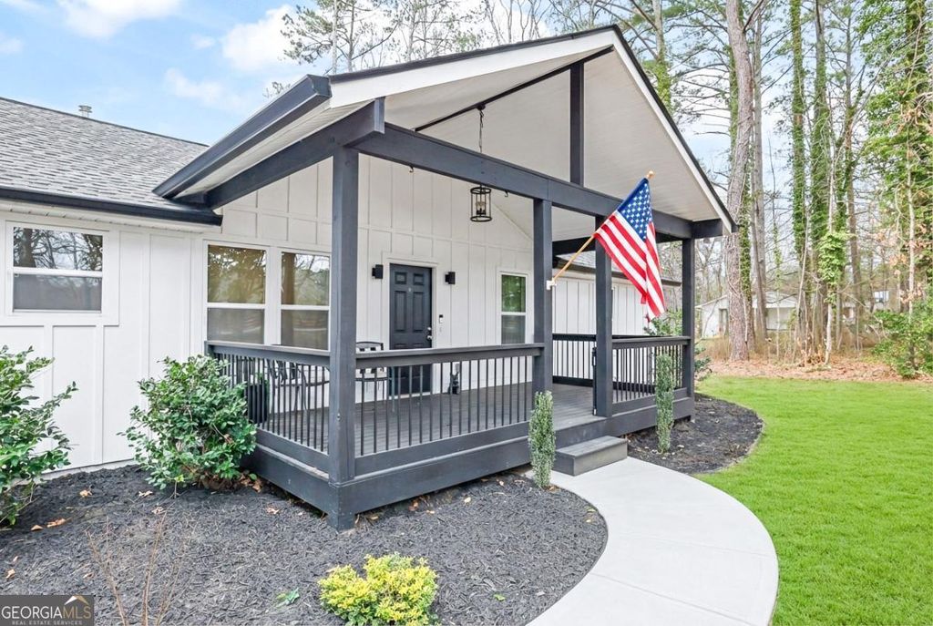 Photo of 5601 Due West Road, Powder Springs, GA 30127 (MLS # 10702907)