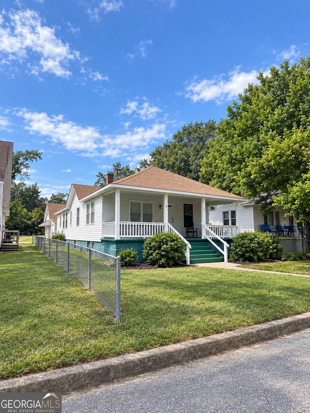 Photo of 126 Comer Terrace, Macon, GA 31204 (MLS # 10858359)