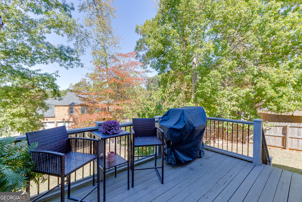 5333 Birchland CT