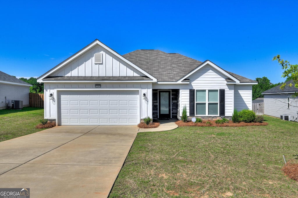 Photo of 2382 Bundoran Drive, Grovetown, GA 30813 (MLS # 10845886)