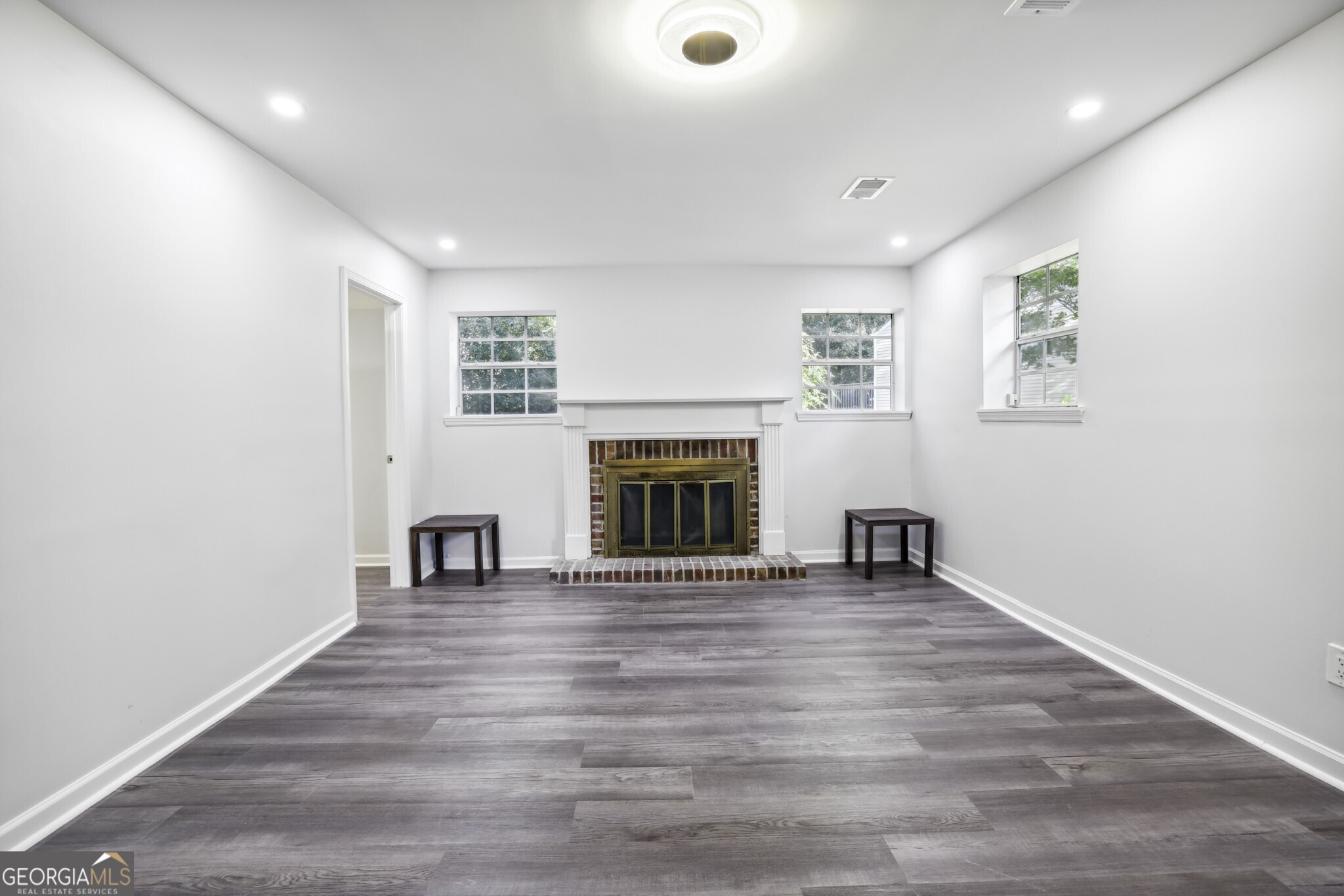 Berkshire Manor - Residential Lease