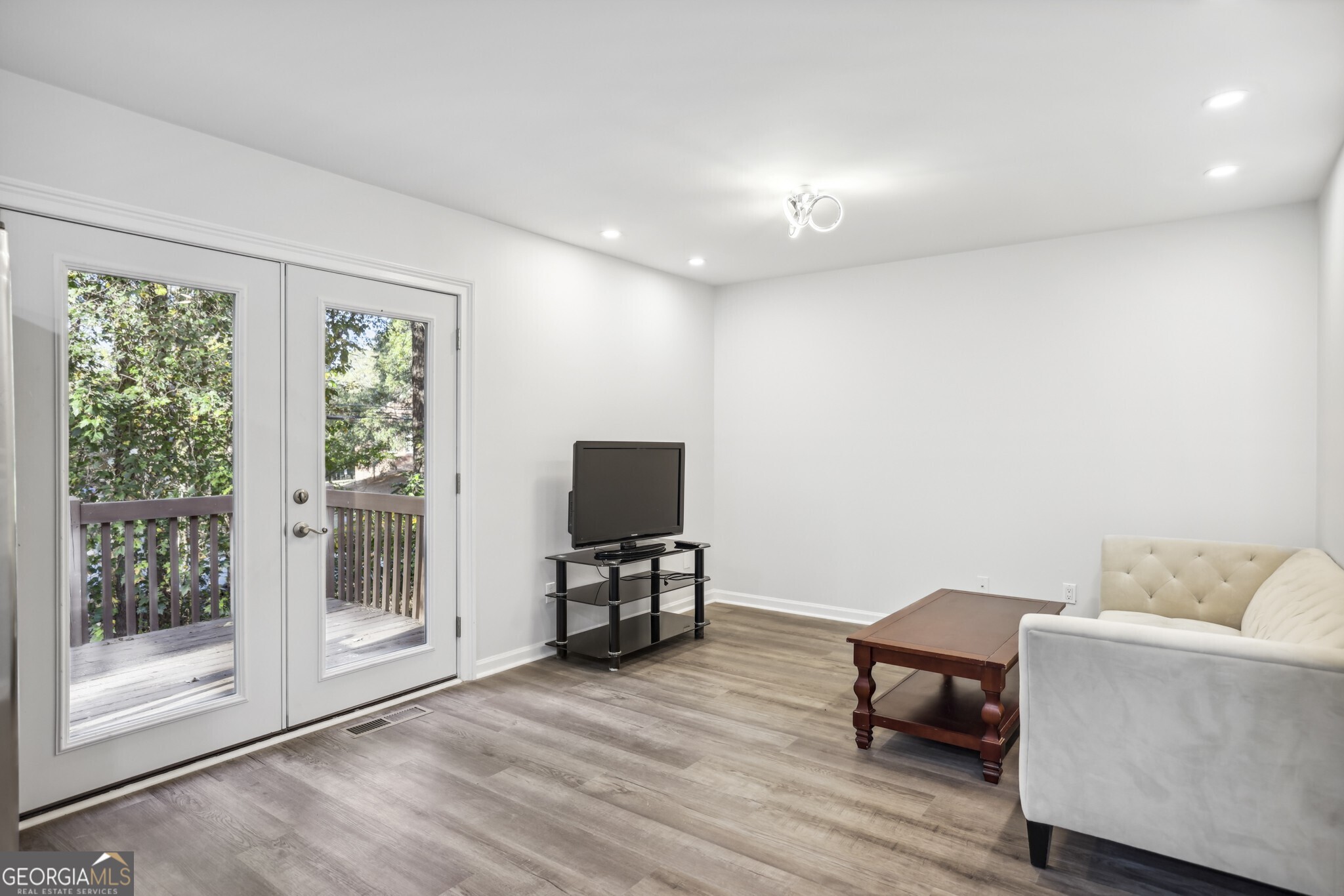Berkshire Manor - Residential Lease
