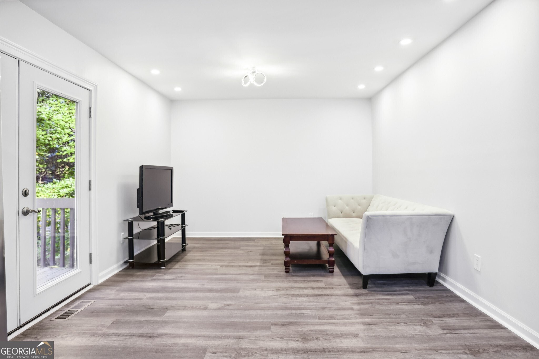 Berkshire Manor - Residential Lease