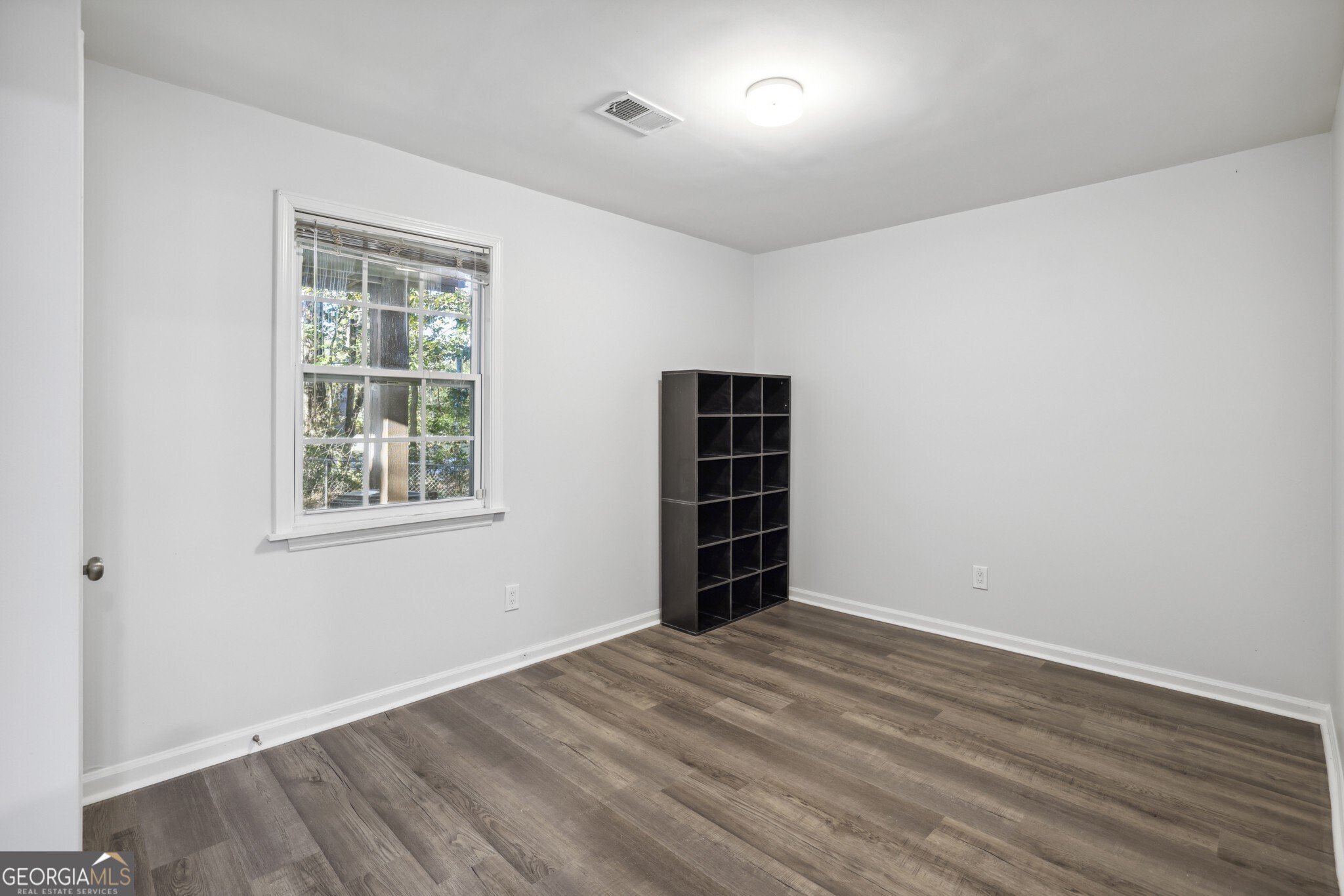 Berkshire Manor - Residential Lease