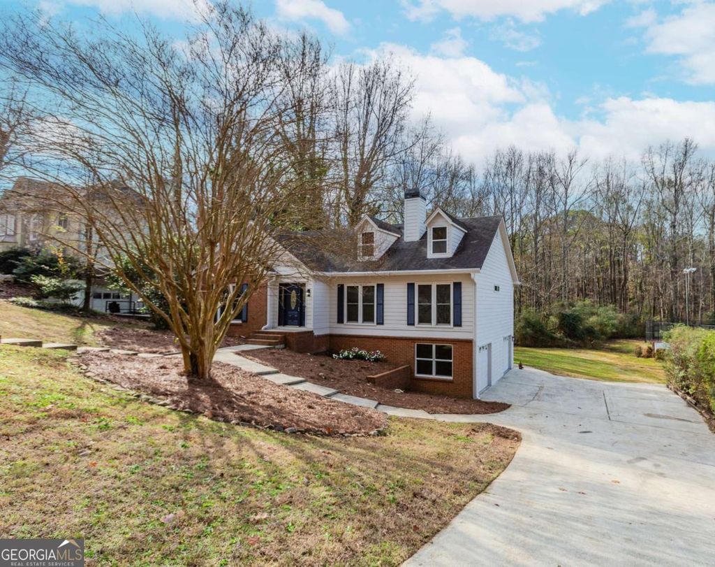 Photo of 3083 Rock Creek Drive, Rex, GA 30273 (MLS # 10656755)